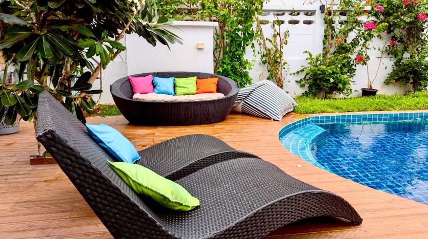 Stunning Luxury Pool Villa For Sale in Soi Khaotalo Pattaya – 7 Br Fully Furnished