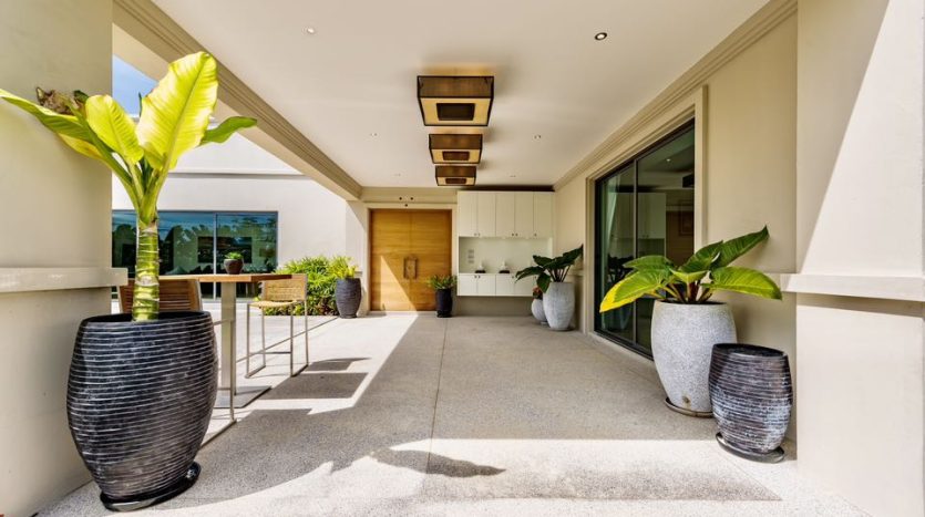 Mabprachan Lake Pattaya Luxury 4 Br Pool Villa For Sale – Surrounded by Nature