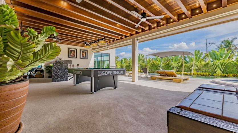 Mabprachan Lake Pattaya Luxury 4 Br Pool Villa For Sale – Surrounded by Nature