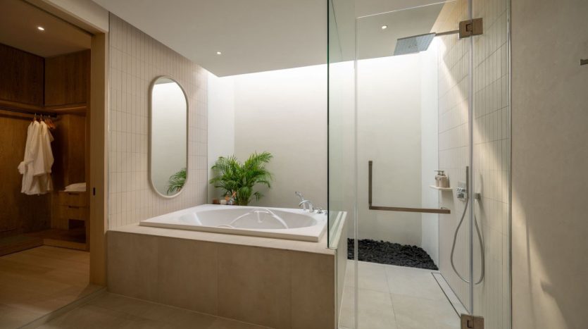 3 Br Mövenpick Pool Villa For Sale – Premium Smart Home on Prime Na Jomtien Location Close to Beach
