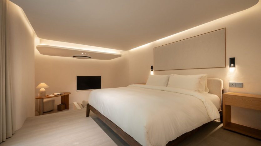 3 Br Mövenpick Pool Villa For Sale – Premium Smart Home on Prime Na Jomtien Location Close to Beach