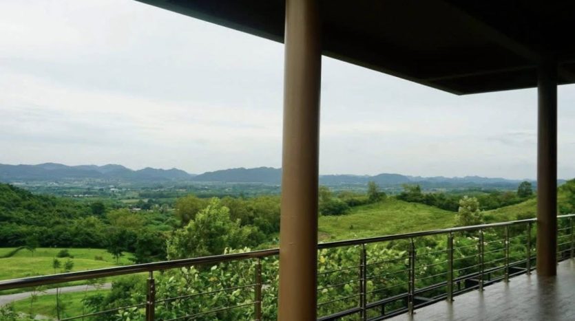Nature Retreat 7 Br House For Sale in Pak Chong Khao Yai – Scenic Hilltop, National Park View